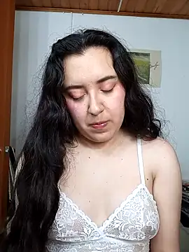 Emi chik online show from November 23, 10:25 am