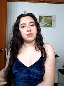 Emi chik online show from February 12, 11:32 am