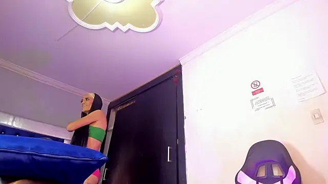 Eyleen Santos online show from February 10, 7:46 pm