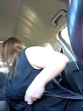 AmazingCurvy online show from February 25, 1:44 pm