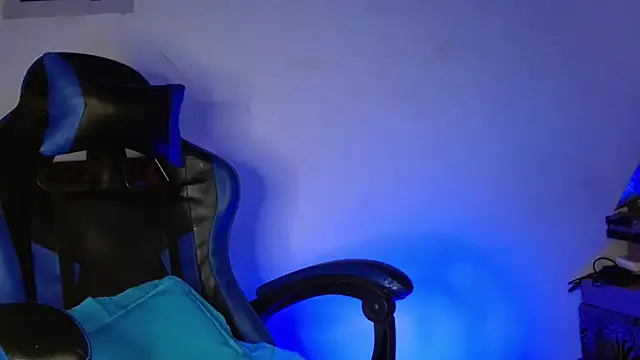 SexyBoy-Bigclit online show from March 15, 9:38 am