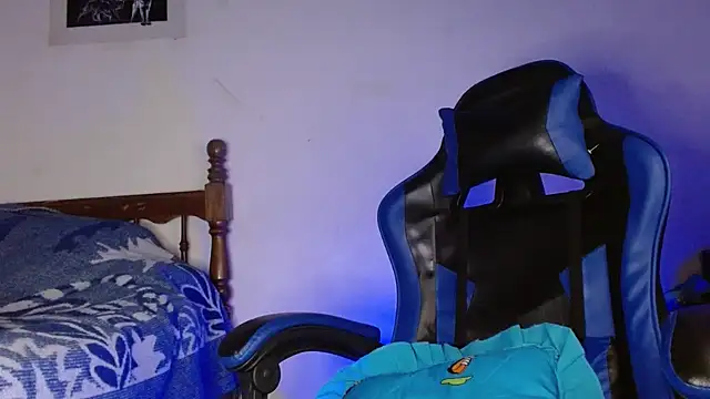 SexyBoy-Bigclit online show from March 24, 8:36 am