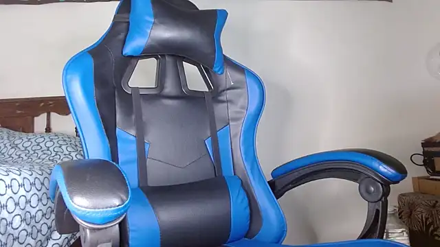 Snapshot of SexyBoy-Bigclit chatting on November 16, 1:38 pm SexyBoy-Bigclit online show from November 16, 1:38 pm