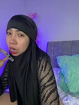 Sweet hot mia online show from May 4, 1:47 pm
