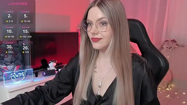 Marta May  online show from September 28, 5:53 pm