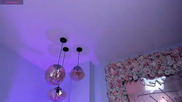 KatieNolan 1 online show from March 18, 6:53 pm