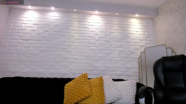 KatieNolan 1 online show from November 27, 7:36 pm