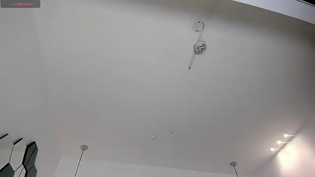 KatieNolan 1 online show from December 22, 7:58 pm