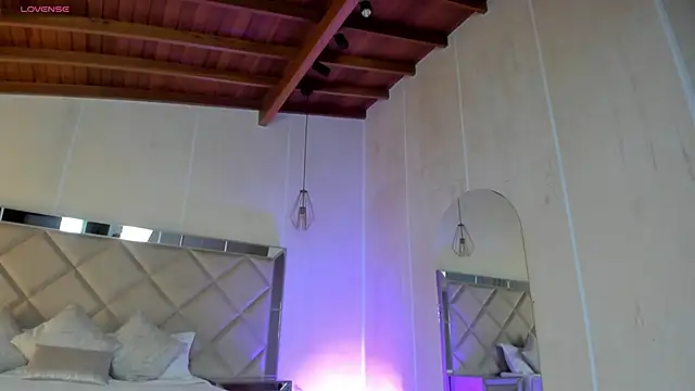 KatieNolan 1 online show from September 18, 8:23 pm