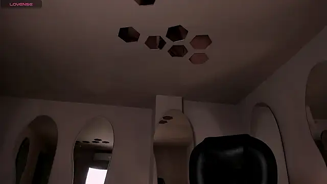 KatieNolan 1 online show from April 7, 6:43 pm