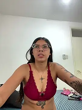 Argentiiniita online show from February 2, 1:52 pm