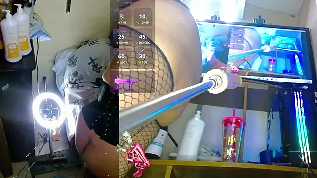 Anna nicole smithh online show from April 12, 9:18 pm