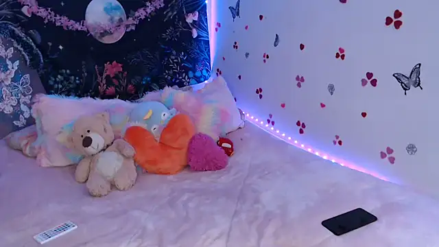 Emillyy m online show from September 9, 9:46 pm