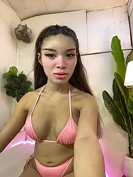 Notaestheticallykylinee online show from March 10, 2:37 am