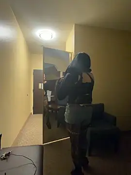 Youcunn online show from November 11, 5:02 am