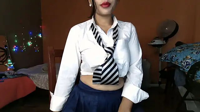 Snapshot of jenny-ki-bella chatting on November 12, 3:54 am jenny-ki-bella online show from November 12, 3:54 am