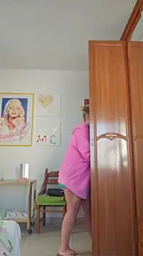 Snapshot of MariaRichi_ chatting on May 21, 6:33 am MariaRichi online show from May 21, 6:33 am