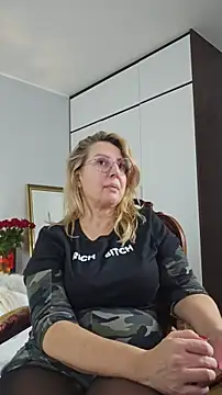 MariaRichi  online show from March 12, 8:35 pm