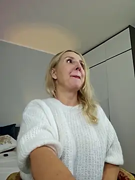 MariaRichi  online show from January 17, 7:50 pm