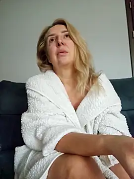 MariaRichi  online show from February 6, 7:59 am