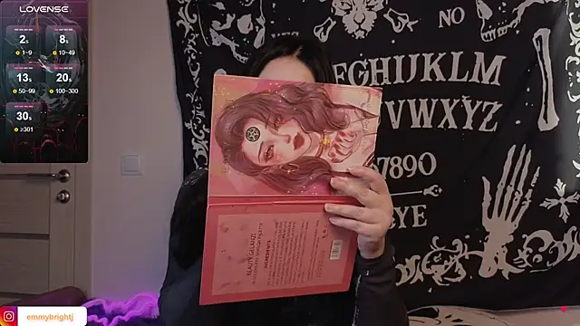 Emmybrightj  online show from October 11, 2:01 am