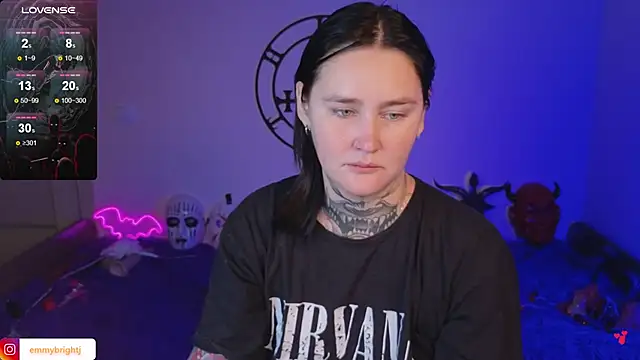 Emmybrightj  online show from November 12, 1:10 am