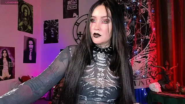 Emmybrightj  online show from May 6, 1:31 am