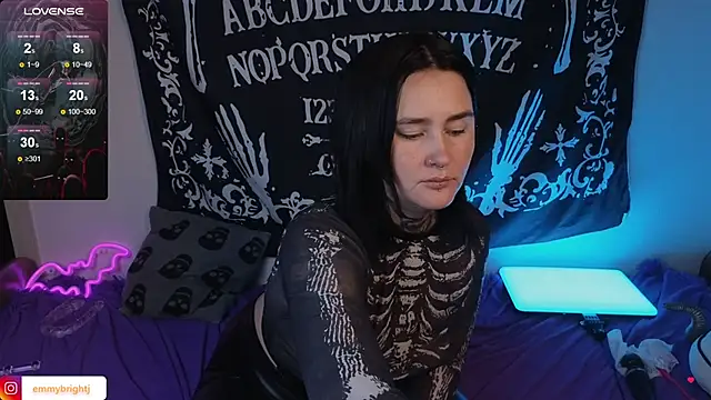 Emmybrightj  online show from October 2, 1:31 am