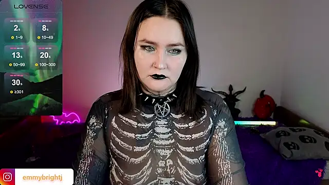 Emmybrightj  online show from December 2, 1:39 am