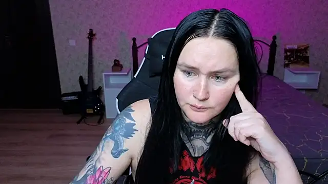 Emmybrightj  online show from May 1, 4:34 pm