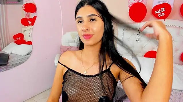 Snapshot of Ashley_Evans18 chatting on February 17, 5:44 pm Ashley Evans18 online show from February 17, 5:44 pm