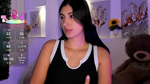 Snapshot of Ashley_Evans18 chatting on October 12, 1:01 pm Ashley Evans18 online show from October 12, 1:01 pm
