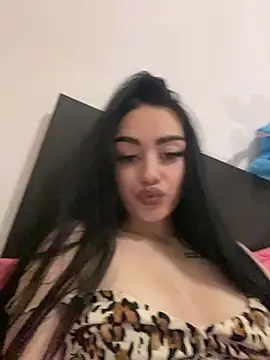 Gya Rue online show from November 16, 2:49 am