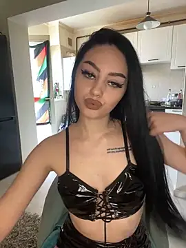 Gya Rue online show from March 11, 1:01 pm