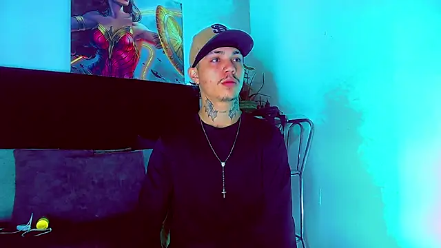 HannibalLester online show from December 3, 3:29 am