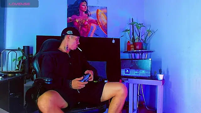 HannibalLester online show from February 15, 5:41 am