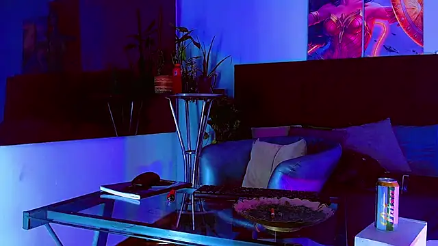 HannibalLester online show from December 23, 4:12 am