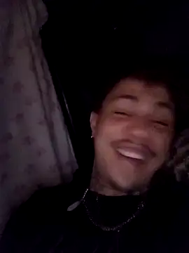 HannibalLester online show from November 11, 7:08 pm