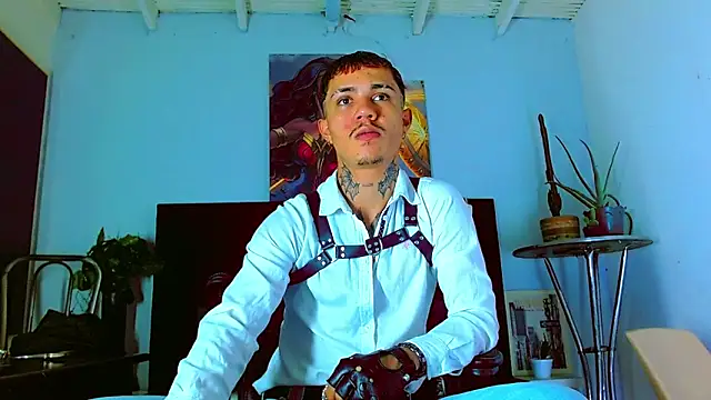 HannibalLester online show from February 7, 5:48 am