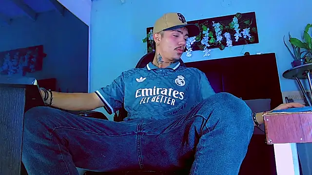 HannibalLester online show from February 22, 6:16 am