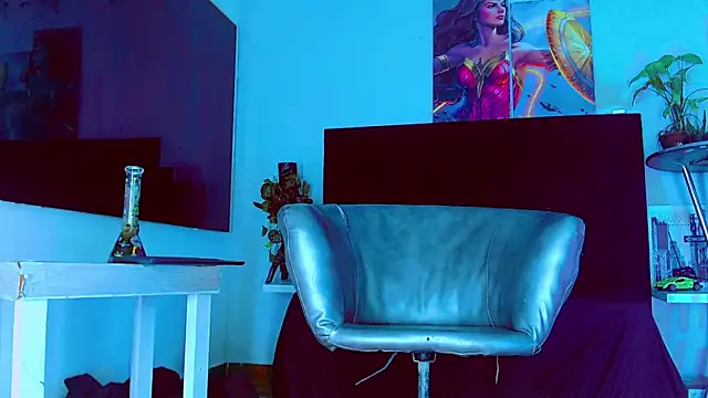 HannibalLester online show from December 20, 4:26 am