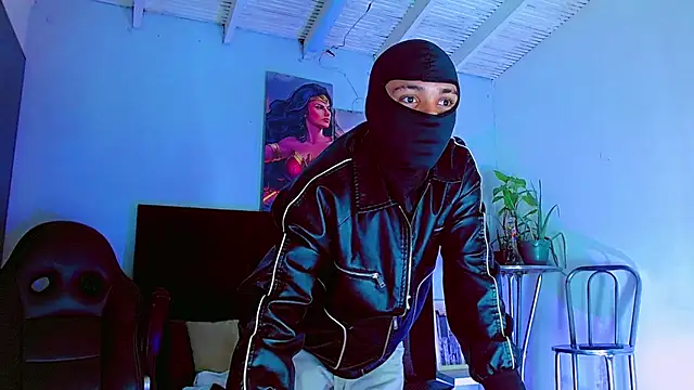 HannibalLester online show from December 21, 4:47 am