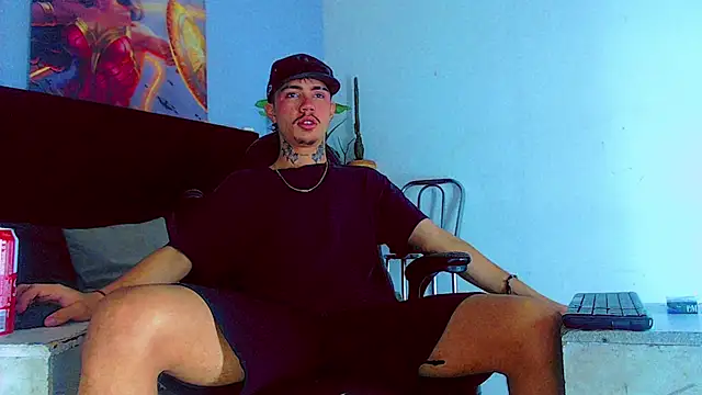 HannibalLester online show from November 2, 7:13 am