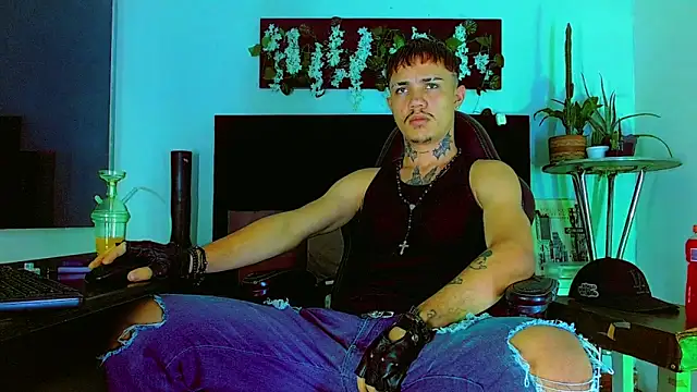 HannibalLester online show from March 5, 5:26 am