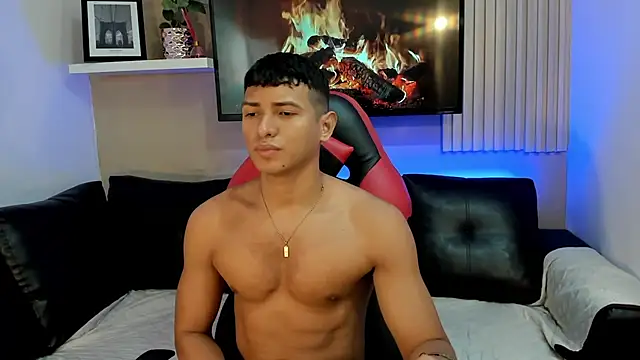 yei-sant online show from November 19, 2:22 am