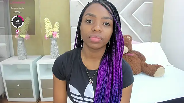 Snapshot of Melany_Ebonyy chatting on February 27, 11:28 am Melany Ebonyy online show from February 27, 11:28 am