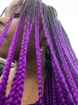 Snapshot of Melany_Ebonyy chatting on February 20, 12:36 pm Melany Ebonyy online show from February 20, 12:36 pm