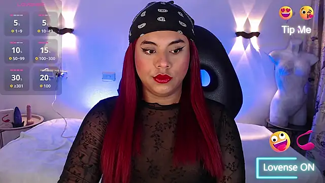 Emili Roux online show from December 3, 12:37 pm