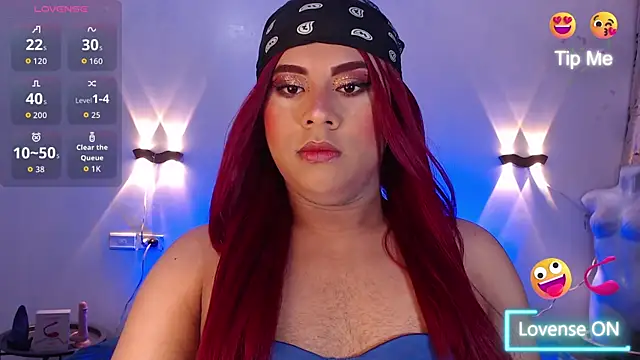 Emili Roux online show from November 18, 12:19 pm