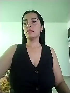 hailey85 online show from February 11, 7:03 pm